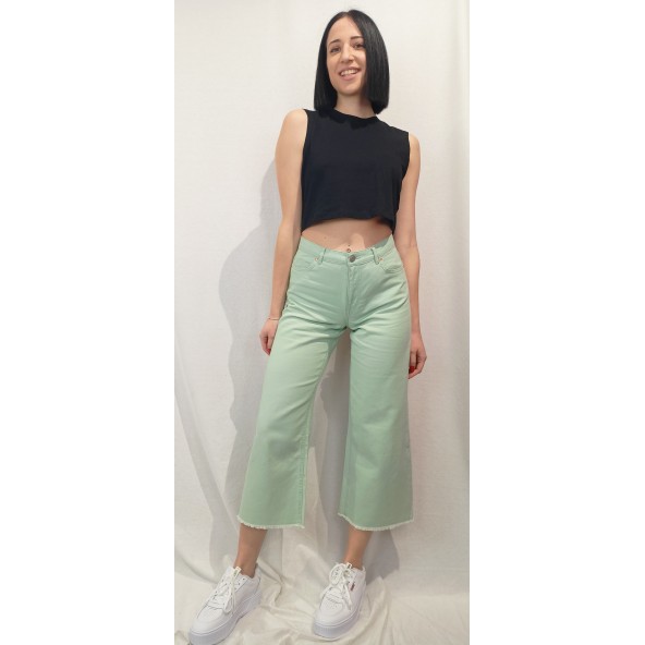 Only 15260688 crop pant frosty green